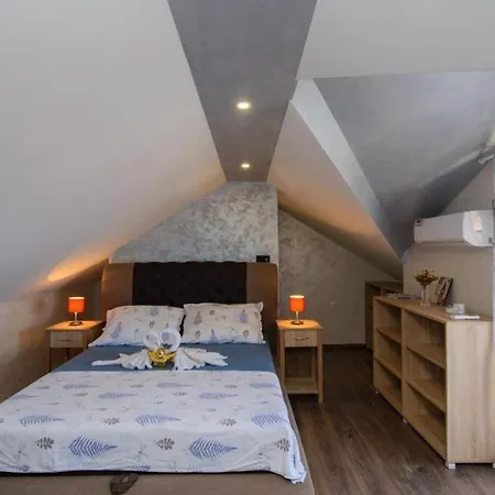 In Okrug Gornji With Sea View, Balcony, Air Conditioning, Wifi 5134-2 Apartment